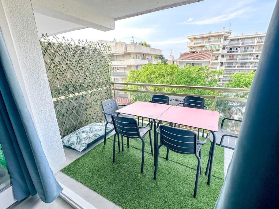 Apartamento Villa Tropical. 萨洛 外观 照片